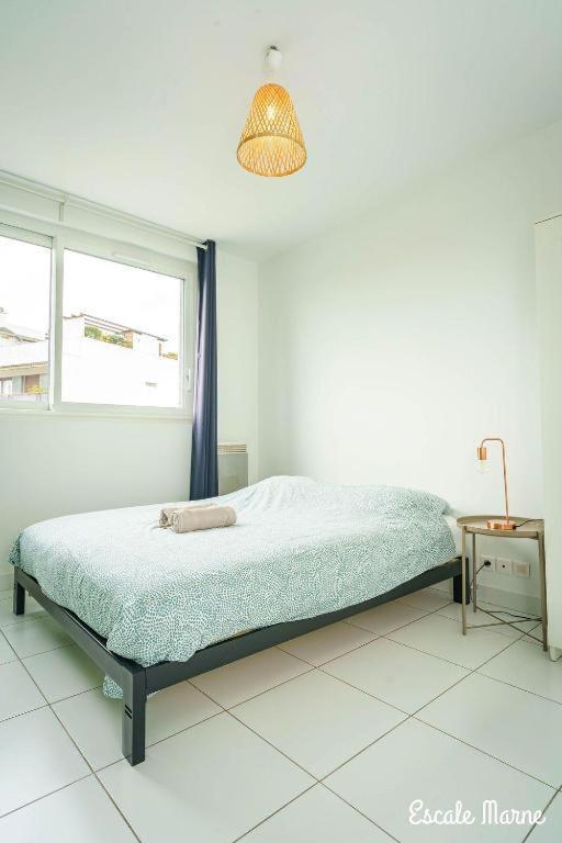 Escale-Marne Fr - 202 - Free Parking - Free Luggage Storage - All Equipped - Linen Included - Washing Machine - 10Mn Walk Metro 8 - Rer A - Panoramic View - From 1 To 14 Guests 매종알포르트 객실 사진