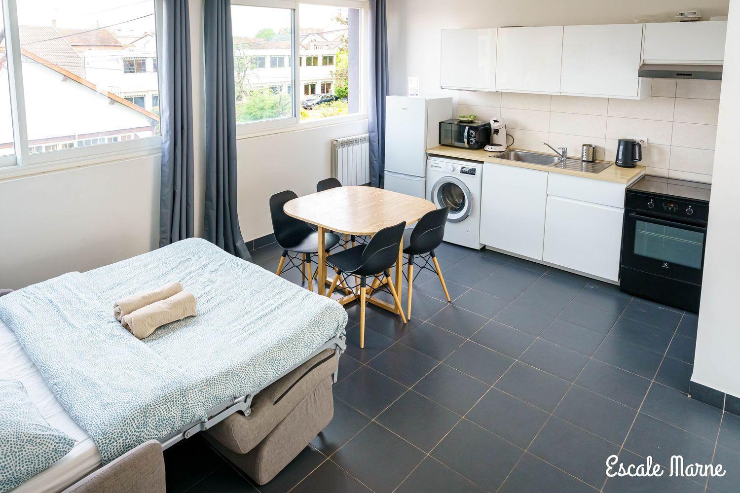 Escale-Marne Fr - 202 - Free Parking - Free Luggage Storage - All Equipped - Linen Included - Washing Machine - 10Mn Walk Metro 8 - Rer A - Panoramic View - From 1 To 14 Guests 매종알포르트 객실 사진